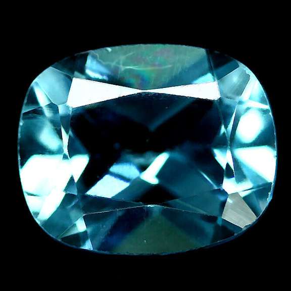 Brilliant 5.09ct cushion cut sky blue Topaz