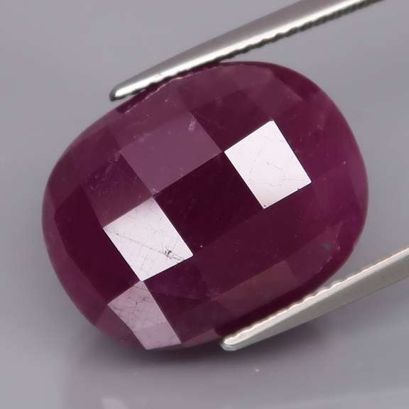 Giant 28.46ct collectors UNHEATED Ruby from Guinea
