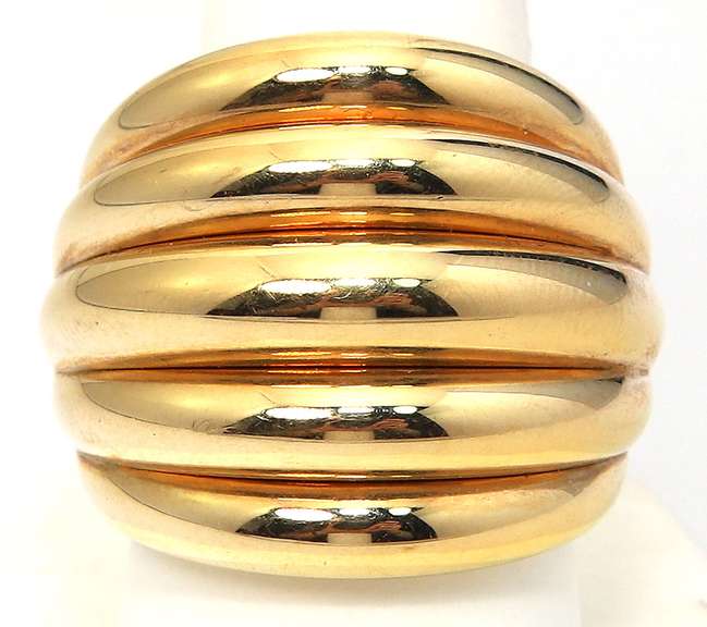 Massive Milor Ridged Band-Style Ring in 14KT Yellow Gold