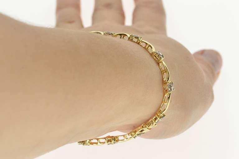 14K Yellow Gold 1.56 Ctw Floral Diamond Cluster Wavy Tennis Bracelet