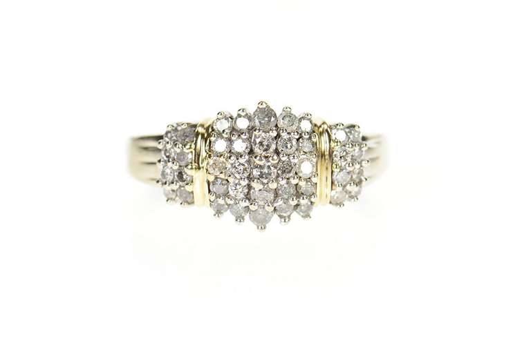 10K White Gold 0.91 Ctw Diamond Encrusted Cluster Statement Ring