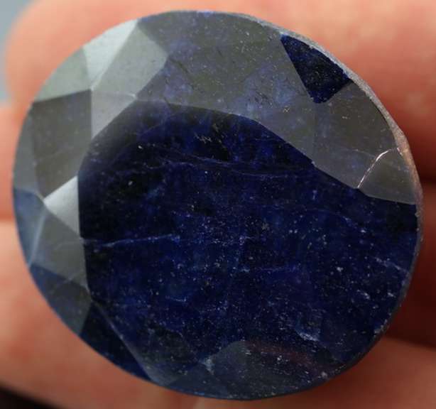 Lavish 266.5ct royal blue Sapphire