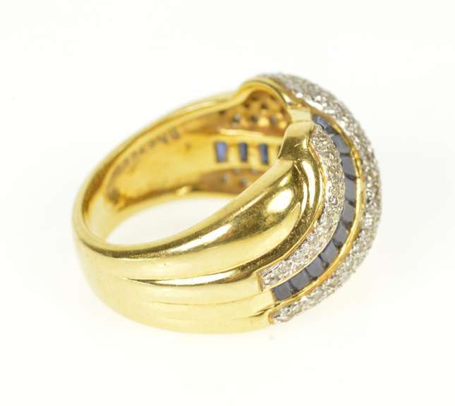 18K Yellow Gold 1.83 Ctw Wavy Baguette Diamond Pave Diamond Ring