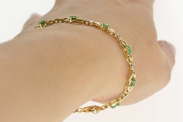 10K Yellow Gold 2.35 Ctw Oval Emerald Diamond Accent Ornate Bracelet