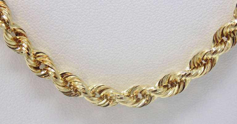 Elegant Hollow Rope Chain Necklace