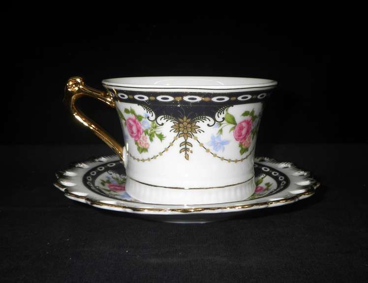 Versiles Sapphire Tea for One