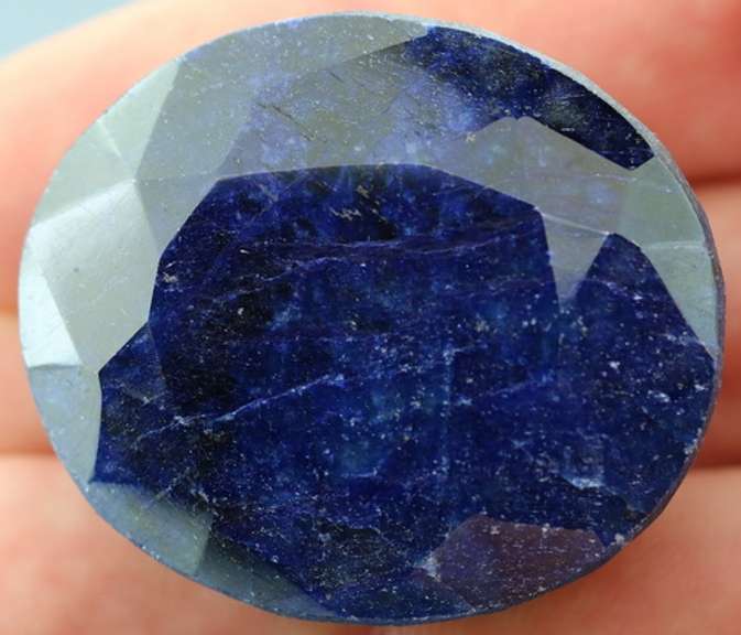 Lavish 266.5ct royal blue Sapphire