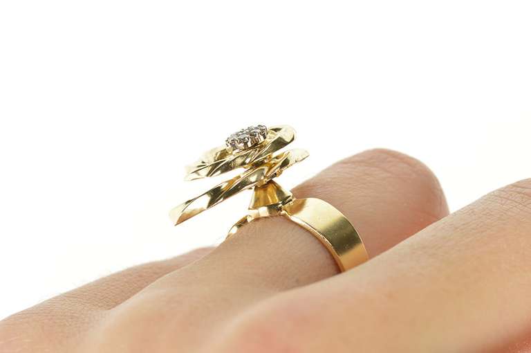 14K Yellow Gold 1960's Diamond Cluster Spinner Cocktail Ring