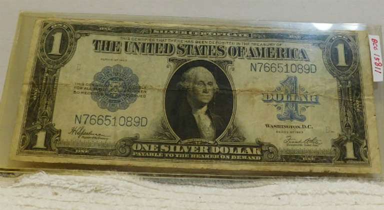 1923 Lg Size $1.00 Silver Cert, circ