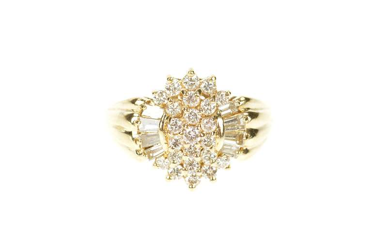 14K Yellow Gold 1.00 Ctw Diamond Cluster Halo Statement Ring