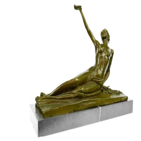 Nude Female Bronze Sculpture