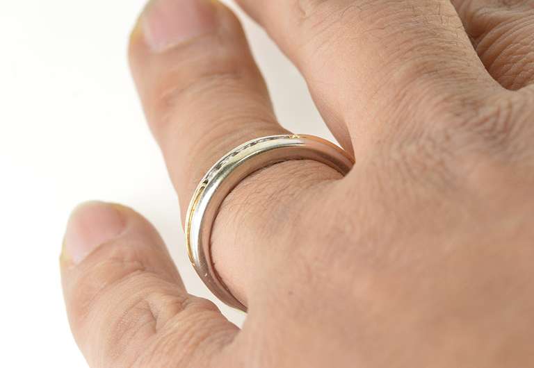 14K White Gold 0.15 Ctw Two Tone Diamond Men's Wedding Band Ring