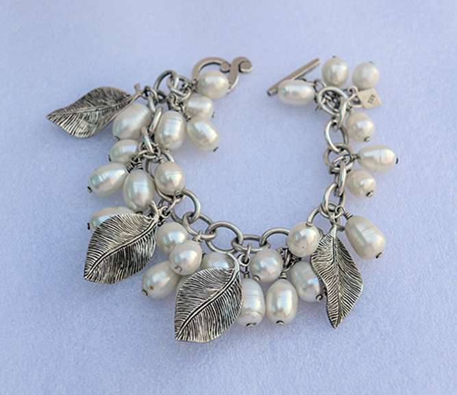Silpada Sterling Silver Dangle Bracelet with Leaf Charms and Freshwater Pearls