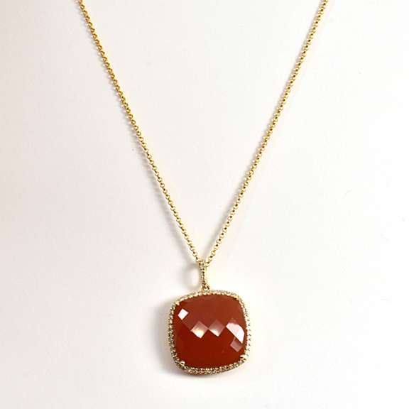 Vibrant Red Agate & Dia Pendant Necklace in 14K YG