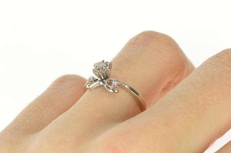 14K White Gold 1940's Diamond Inset Bow Classic Promise Ring