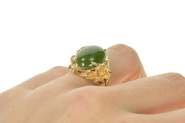 10K Yellow Gold 1960's Nephrite Flower Blossom Cocktail Ring