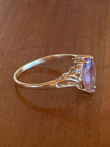 14kt Solid Yellow Gold Amethyst & Diamond Ring