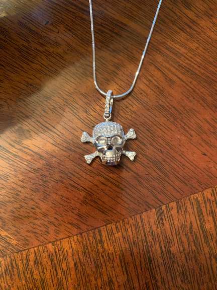 Sterling Silver Skull Pendant Necklace