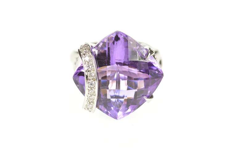 18K Yellow Gold Faceted Amethyst Diamond Ornate Cocktail Ring