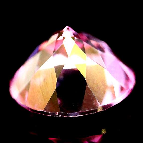 Glittering 4.29ct brilliant pink Mystic Topaz