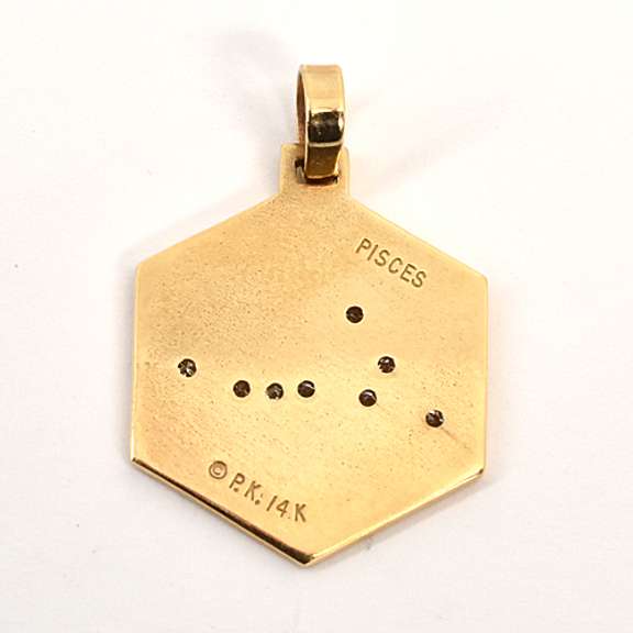 Tasteful Pisces Diamond Pendant