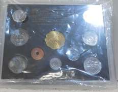 Odd Shaped Coins of the World 10 coins