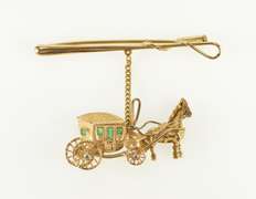 18K Yellow Gold Victorian Emerald Horse Drawn Carriage Bar Pin/Brooch