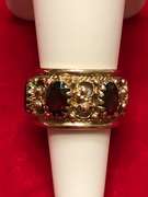 Ladies 14k vintage garnet ring/band