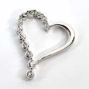 Fashionable Modern Diamond Heart