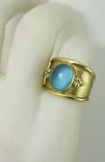 High-Fashion 18K Cabachon Blue Topaz Ring