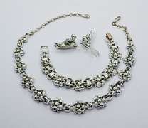 Gorgeous Designer Lisner Necklace, Bracelet & Earrings Set