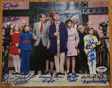 Willie Wonka & The Chocolate Factory Cast Autographed Photo PSA Witness