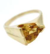 Pretty Yellow Gold Citrine Trillion Ring
