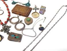 Group Lot of Miscellaneous Jewelry