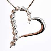 Fashionable Modern Diamond Heart