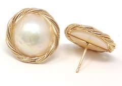 Elegant Yellow Gold Mabe Pearl Rope Bezel Earrings