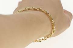 10K Yellow Gold Baguette Diamond Wavy Loop Link Tennis Bracelet