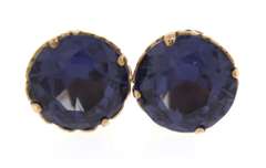Stylish 14kt YG Synthetic Alexandrite Stud Earrings