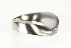 14K White Gold Diamond Inset Ornate Wave Mobius Streak Band Ring