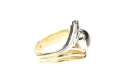 14K Yellow Gold Two Tone Retro Black Star Sapphire Diamond Ring