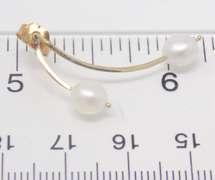 Gorgeous Pearl Curved Earrings in 14kt