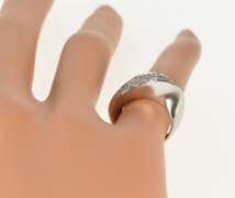 14K White Gold Diamond Inset Ornate Wave Mobius Streak Band Ring