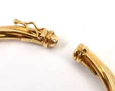 Italian Made Ridged Bangle