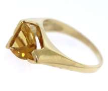 Pretty Yellow Gold Citrine Trillion Ring