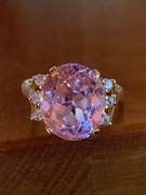 Gorgeous 14kt Gold Amethyst & Diamond Cocktail Ring