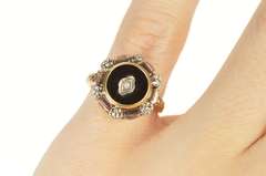 10K Yellow Gold Victorian Black Onyx Diamond Floral Cocktail Ring