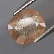 Look at this 3.86ct UNHEATED Tanzanian Sapphire!