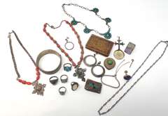Group Lot of Miscellaneous Jewelry