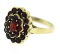 Beautiful Yellow Gold Garnet Scalloped Halo Ring