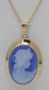 Pretty Yellow Gold Cameo Necklace